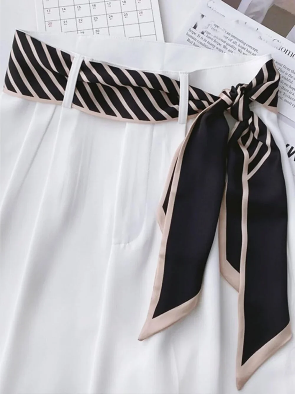 Women's  Black Gold Twill Fashion Elegant Oblique Angle  Scarves Bag Scarfs